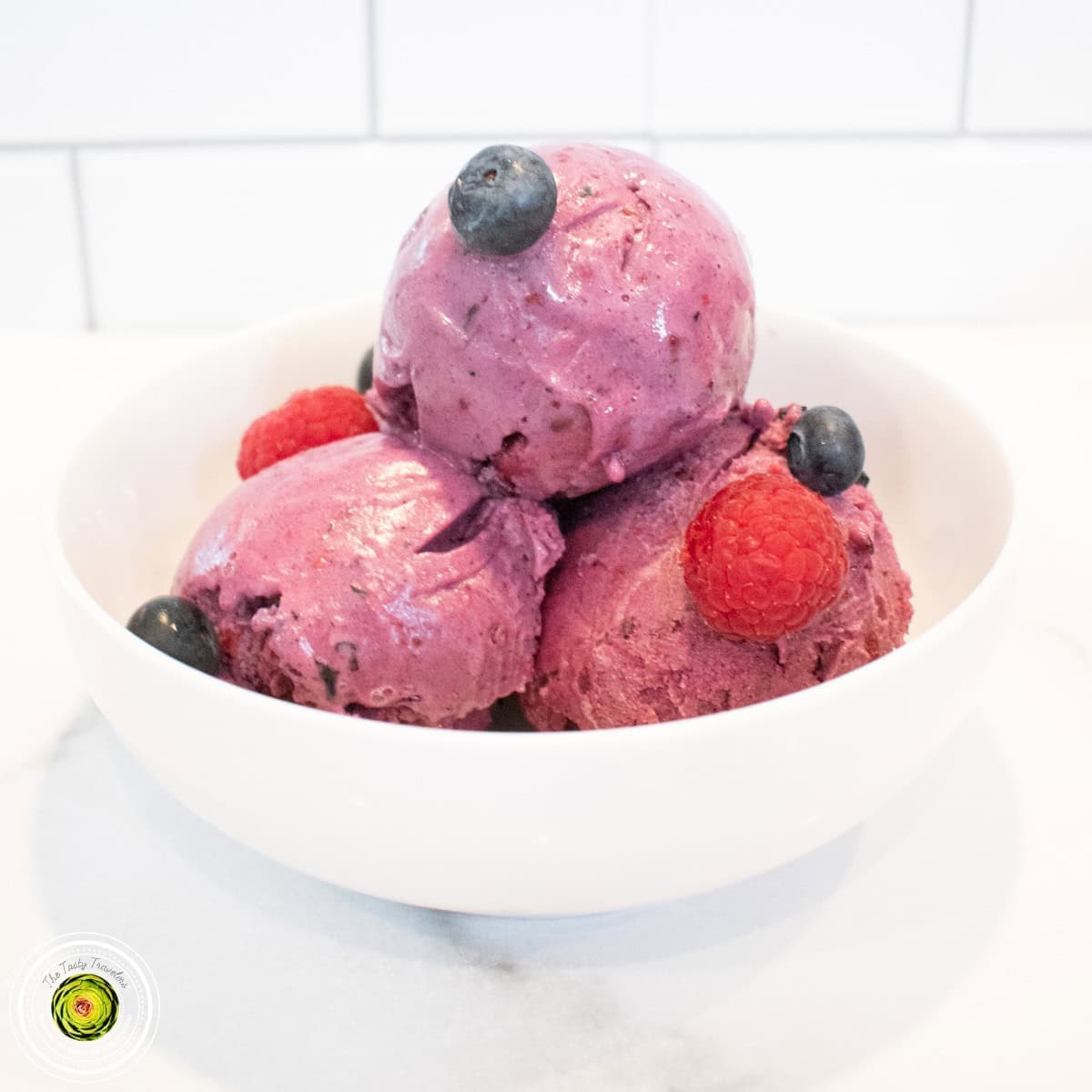 Berry Blast Cup - premium cups ice cream from KIYANO